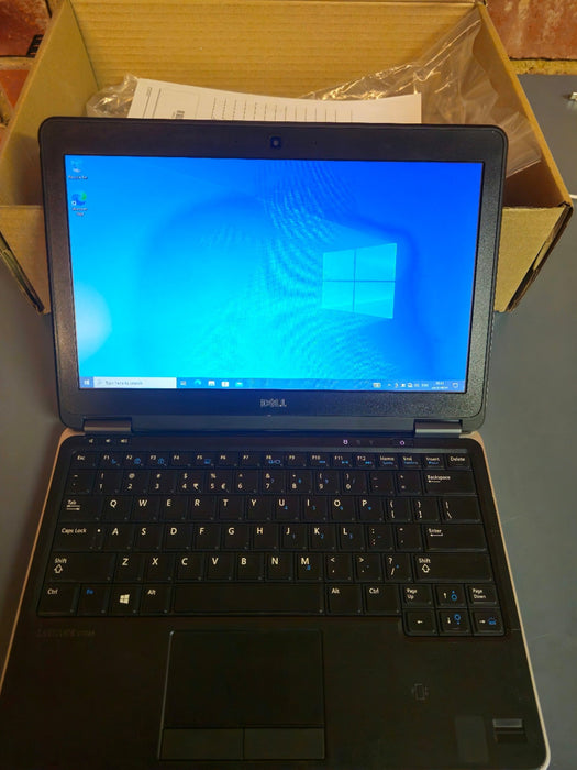 Dell Latitude E7240 (Fair Condition, Battery) 12.5 Inch Laptop; i5 4210u; 4GB PC3; 128GB SSD; Win10Pro; Refurb