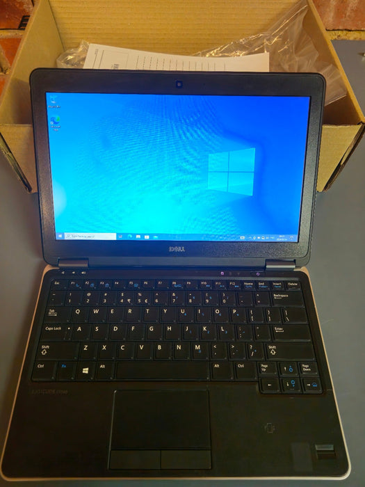 Dell Latitude E7240 (Fair Condition, Battery) 12.5 Inch Laptop; i5 4210u; 4GB PC3; 128GB SSD; Win10Pro; Refurb