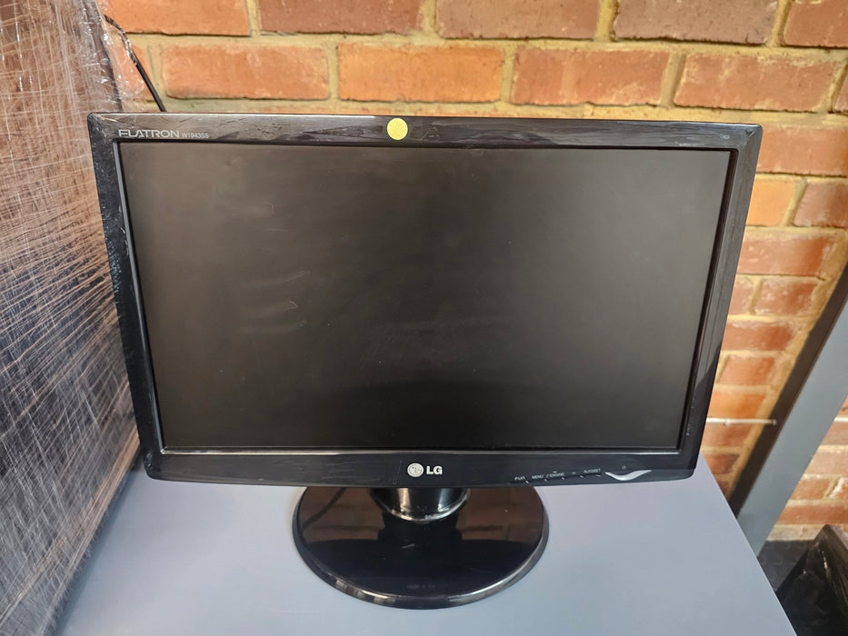 Pre-Owned 19 Inch Wide LCD Monitor (Fair Condition); VGA