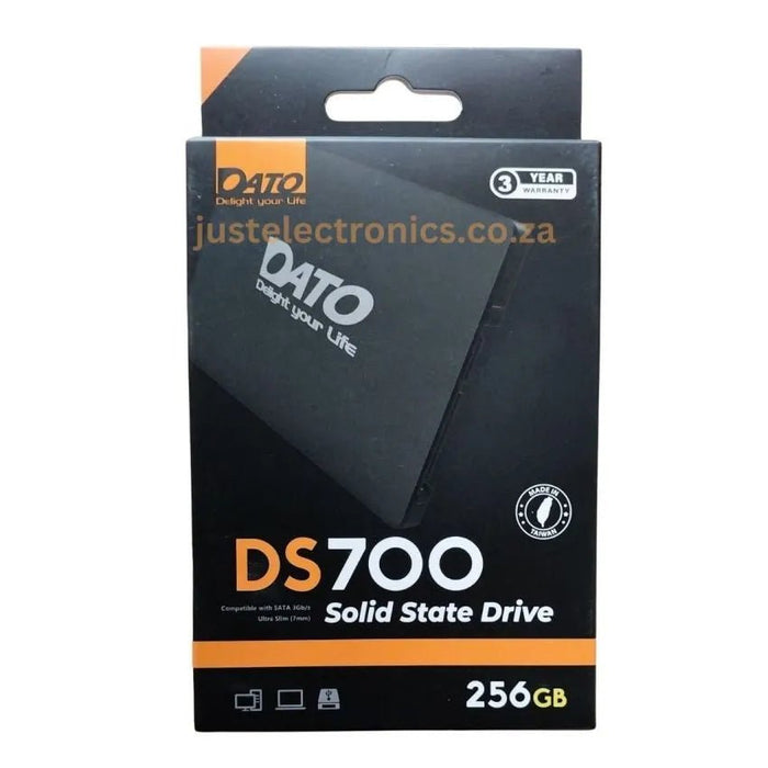 DATO DS700  2.5 Inch 256GB SATA 3 6Gb/s Solid State Drive - New