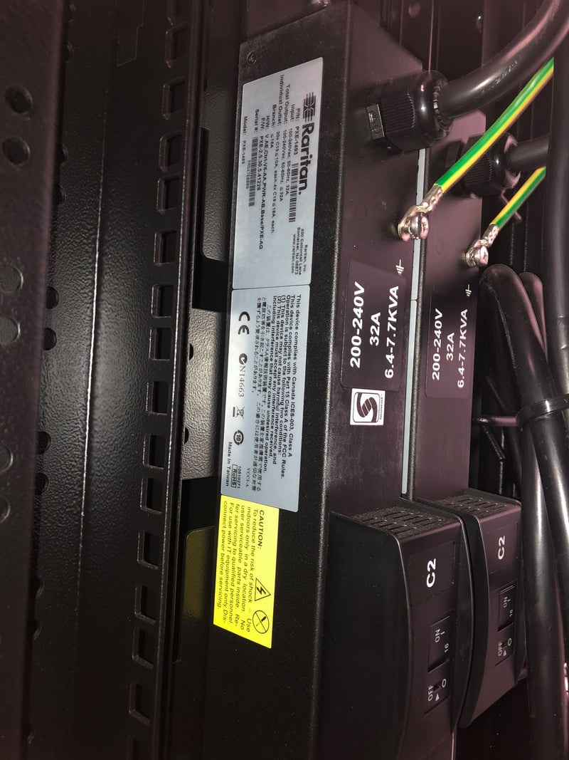 Modrac 42U Server Rack Cabinet with 2 × Raritan PXE-1493 Intelligent PDUs – Pre-Owned