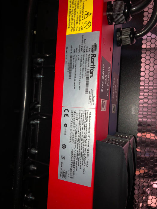 Modrac 42U Server Rack Cabinet with Raritan PXE-1493-K1 & PXE-1493-K2 Intelligent PDUs – Pre-Owned